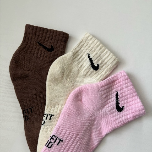 Custom Dyed Nike Ankle Socks - Valentine’s Day 3 Pack - Picture 2 of 4